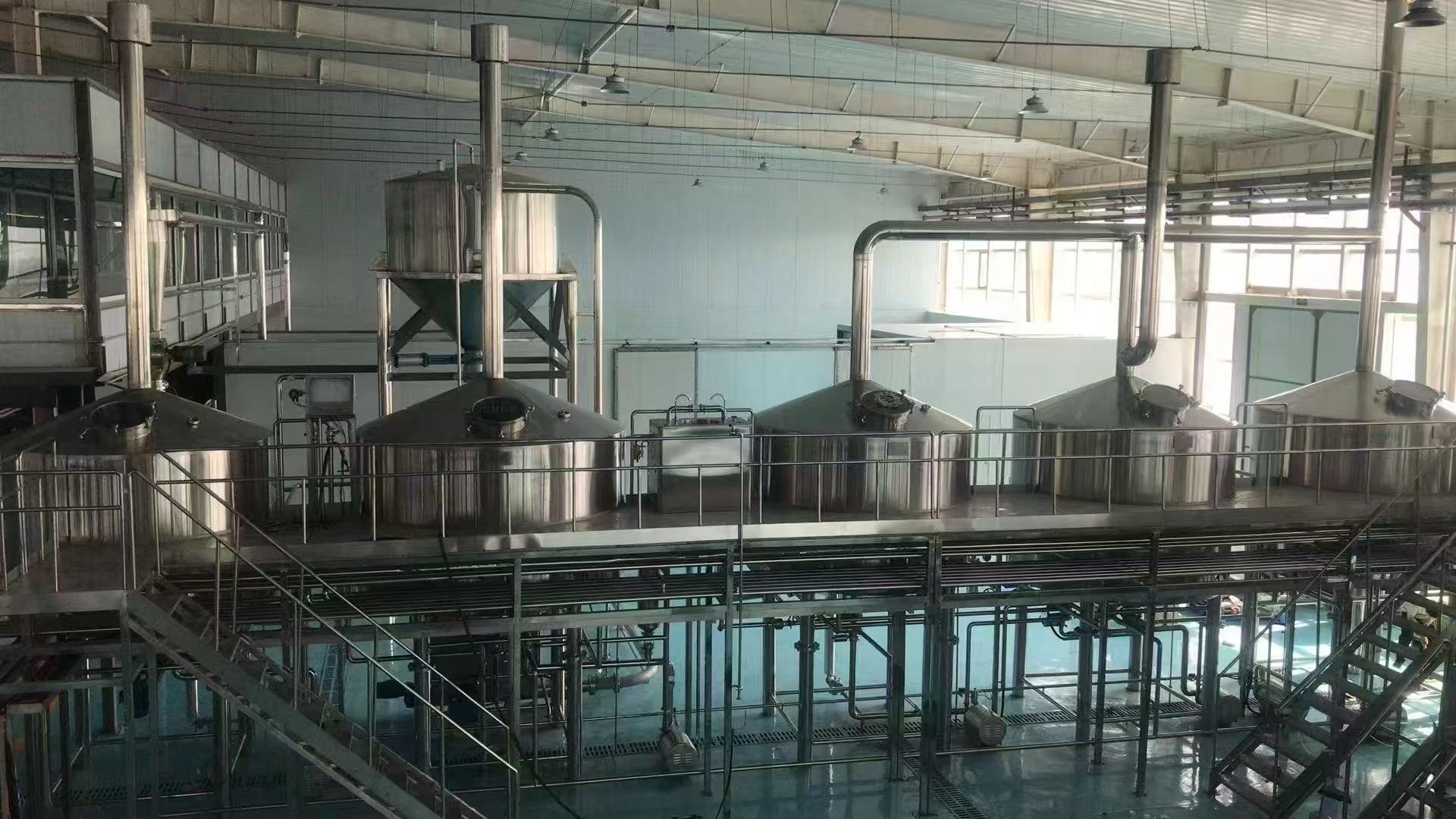 义马精酿啤酒设备厂—精酿啤酒设备主要生产工艺与核心技术